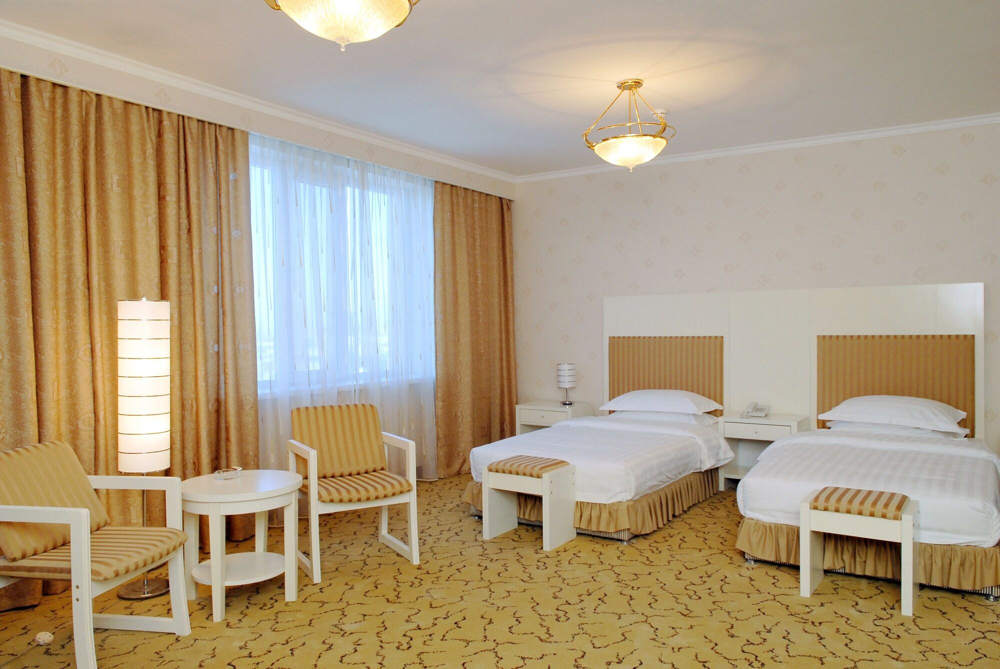 จีเอ็มไพร์โฮเต็ล Hotel อัสตานา ภายนอก รูปภาพ