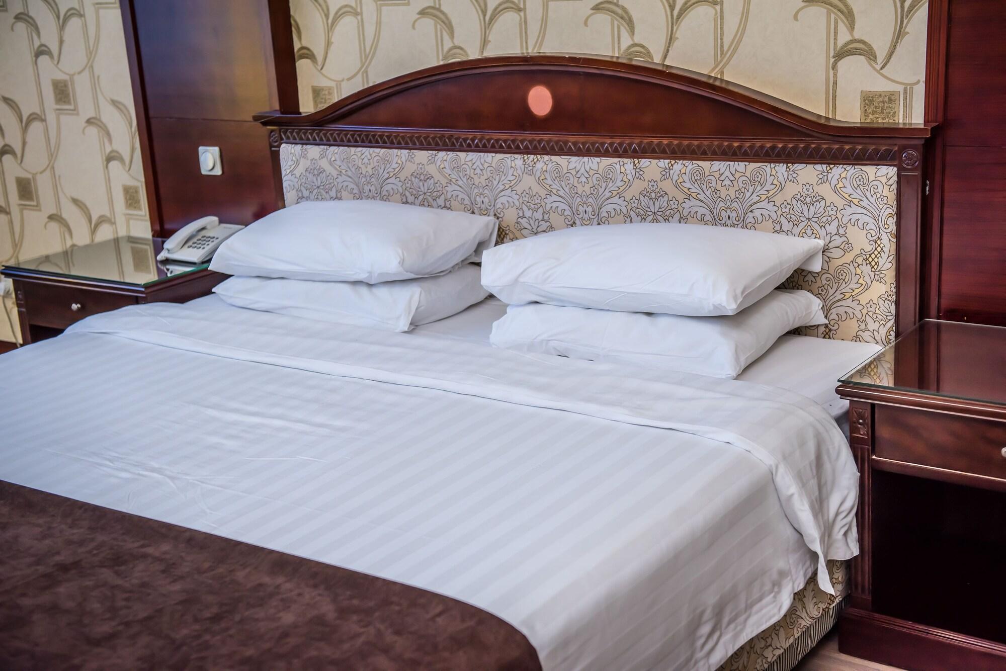 จีเอ็มไพร์โฮเต็ล Hotel อัสตานา ภายนอก รูปภาพ