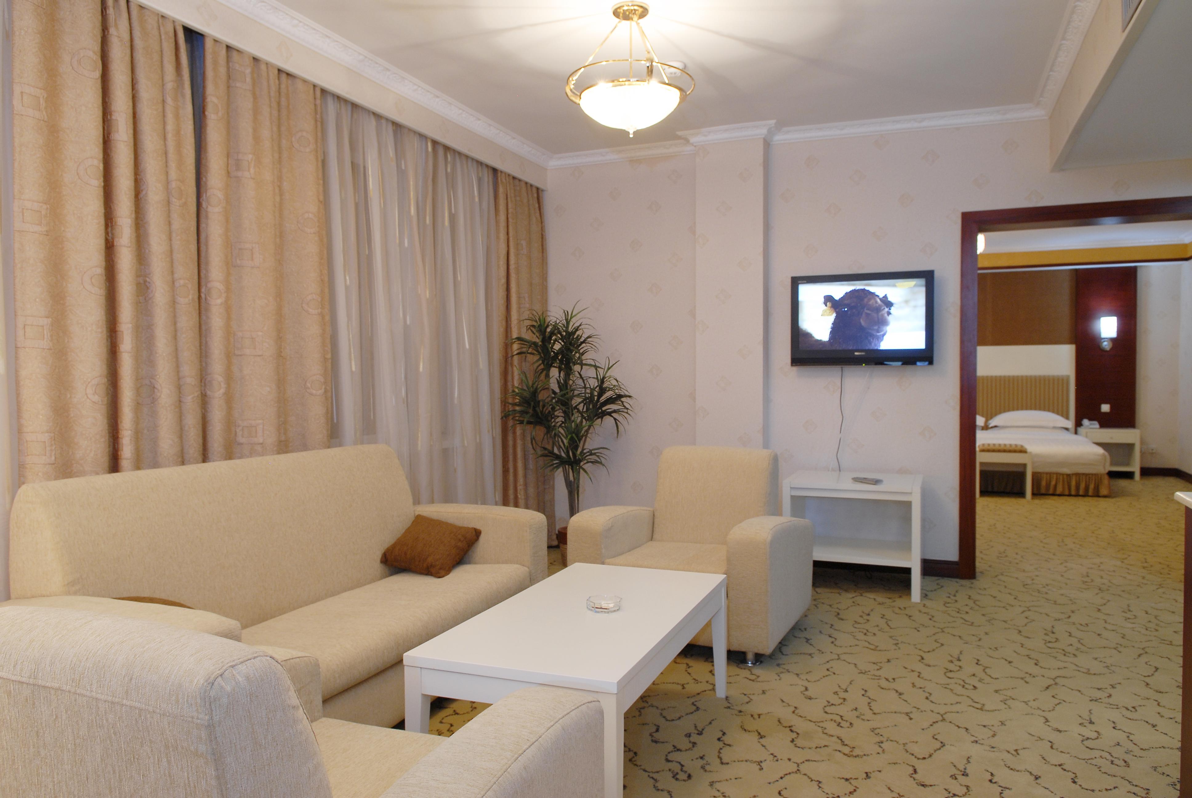 จีเอ็มไพร์โฮเต็ล Hotel อัสตานา ภายนอก รูปภาพ